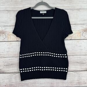 St. John Sport Rib Knit V-Neck Sweater Women's Medium Black/White Short Sleeve